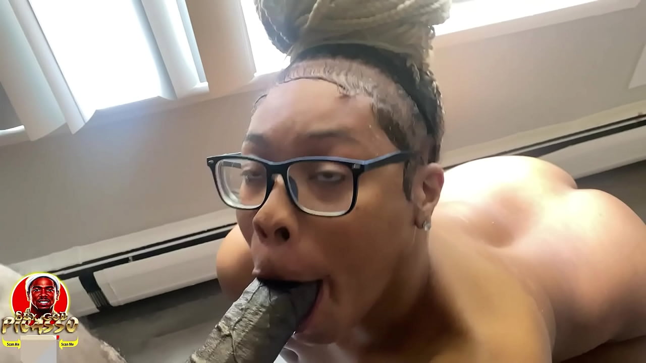 SexGodPicasso Fucks Detroit Tranny GiiveG Raw Bareback (Full Video) Pt.1