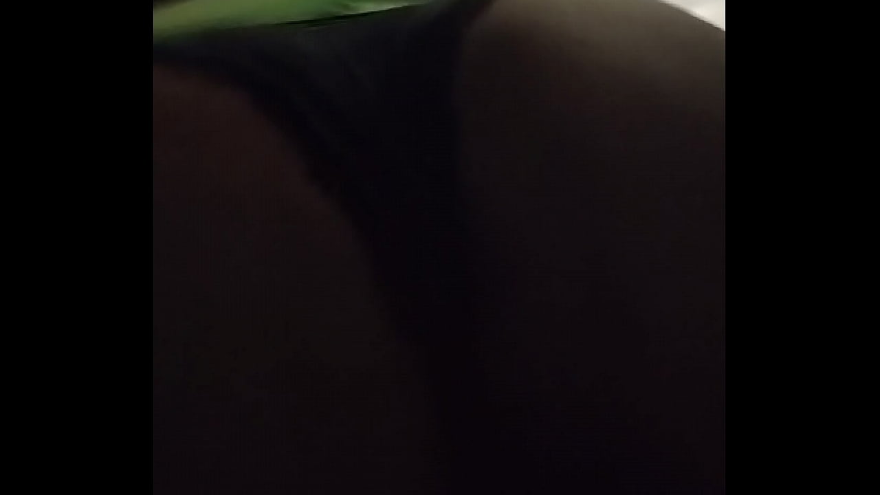 Dallastrans loves to twerk for her fuck buddy