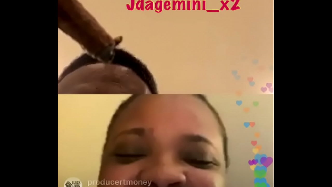 Girl shows her pussy on instagram live