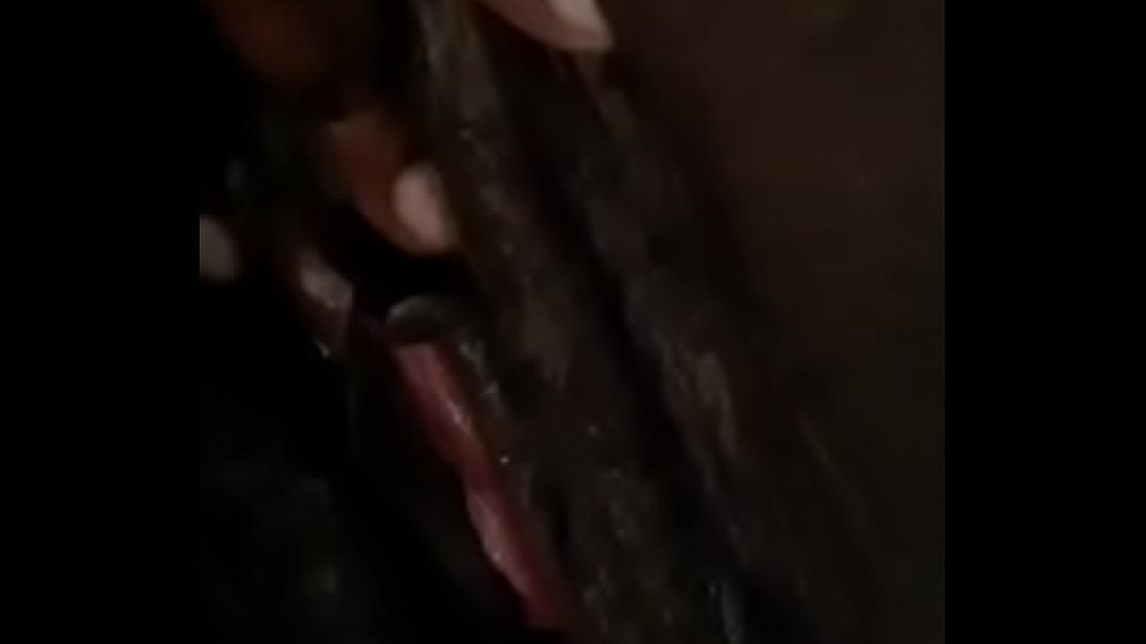 Fat wet pussy squirting