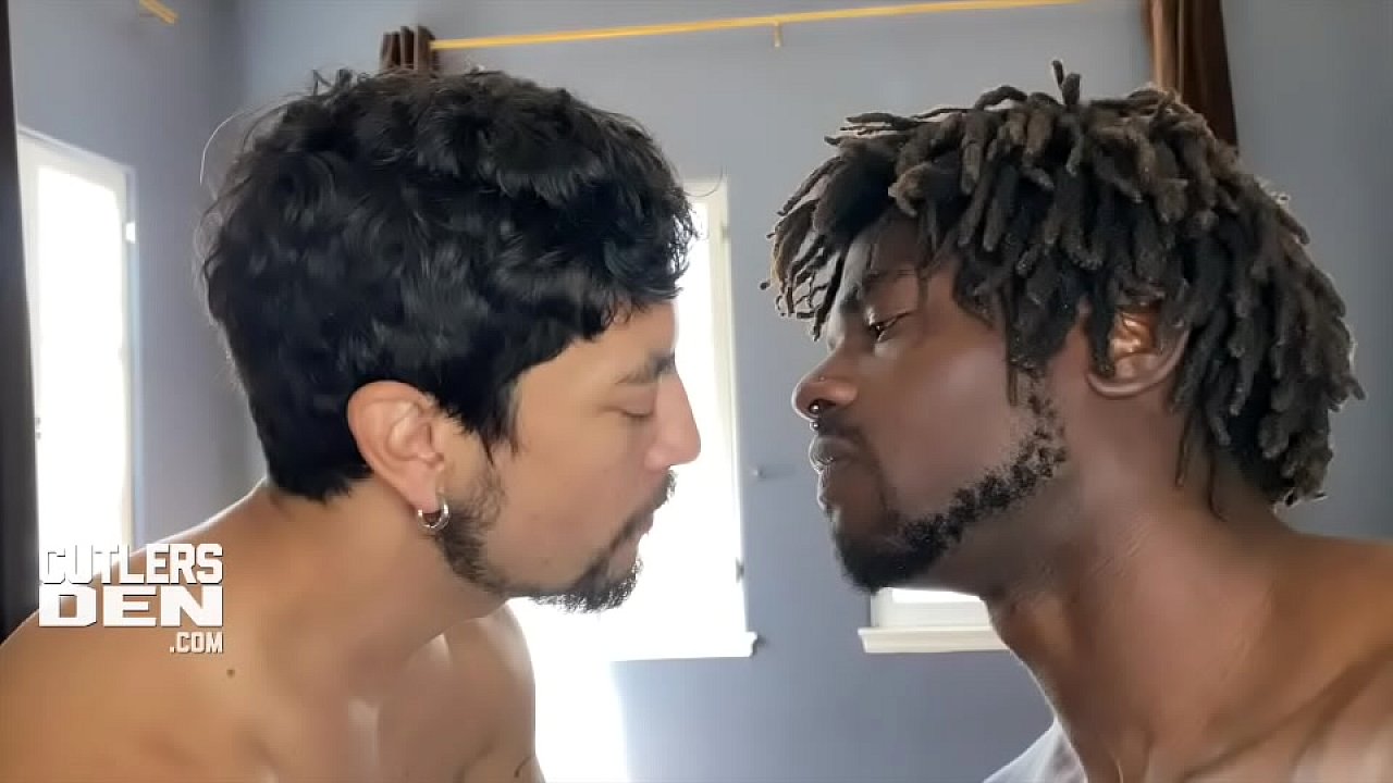 Interracial Bareback Rough Fuck and Mouth Breeding with giant BBC Cory Koons and Devin Trez