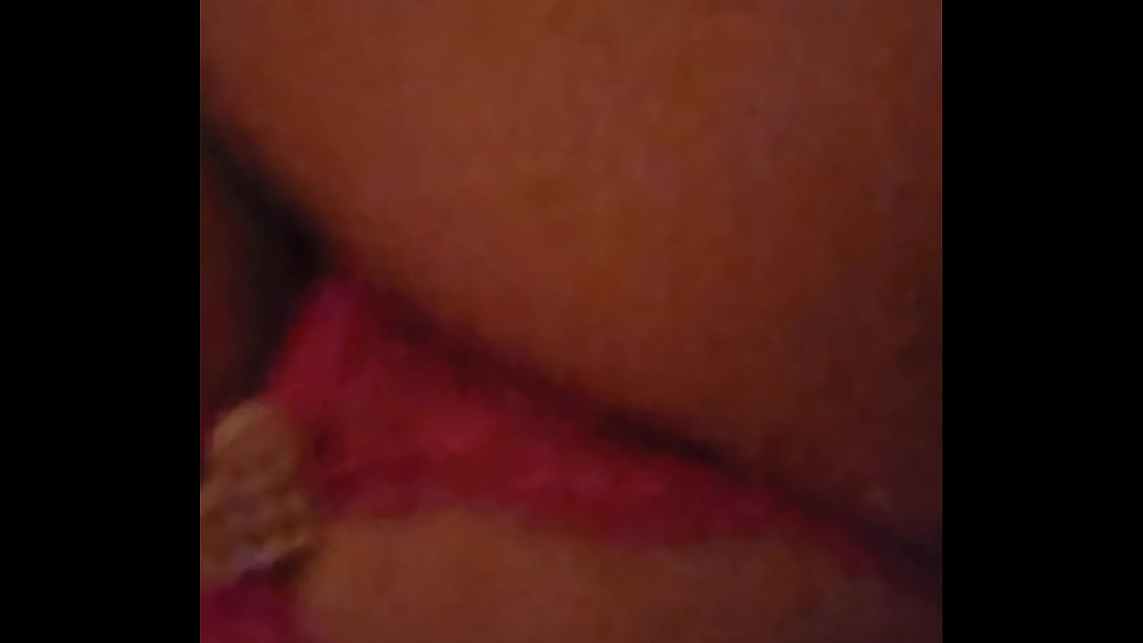 Cumming on her pussy