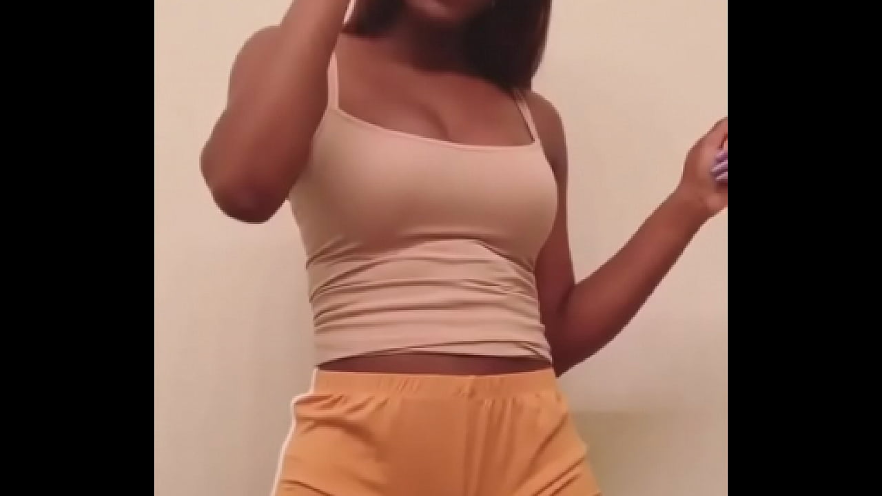 Amateur fat ass black girl @Diayaa