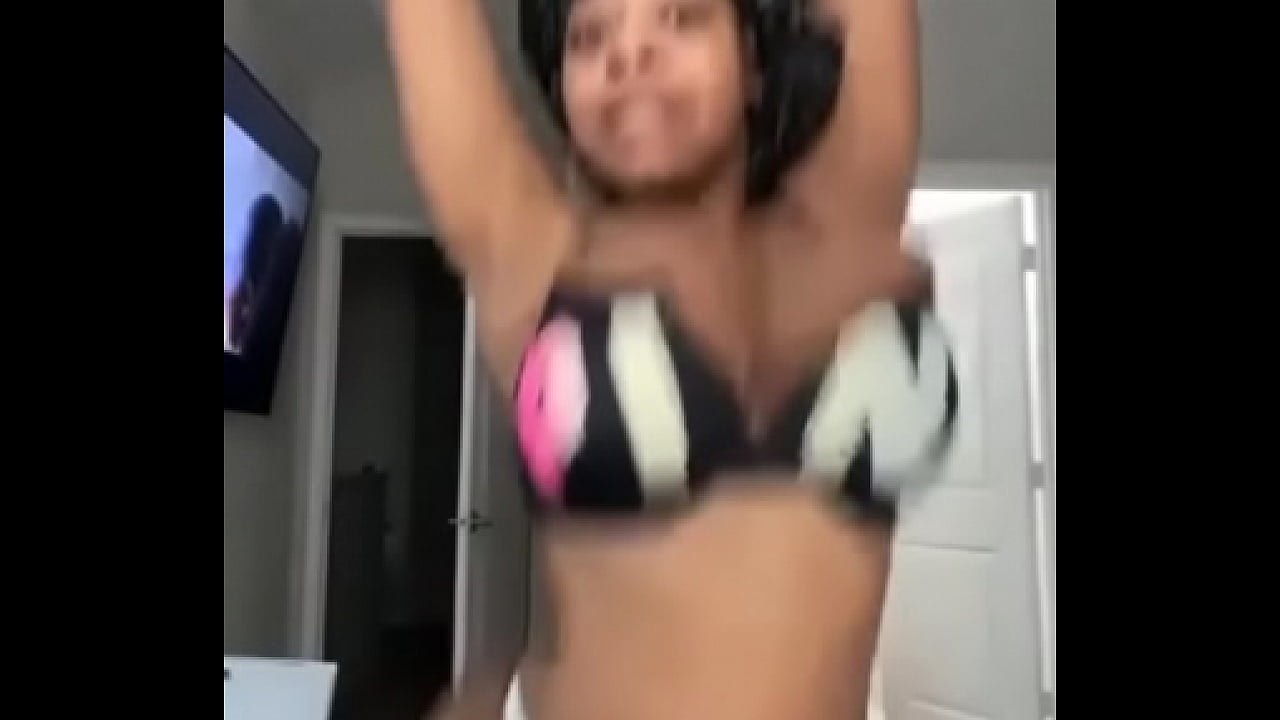 Black slut flashing camera(insta model)