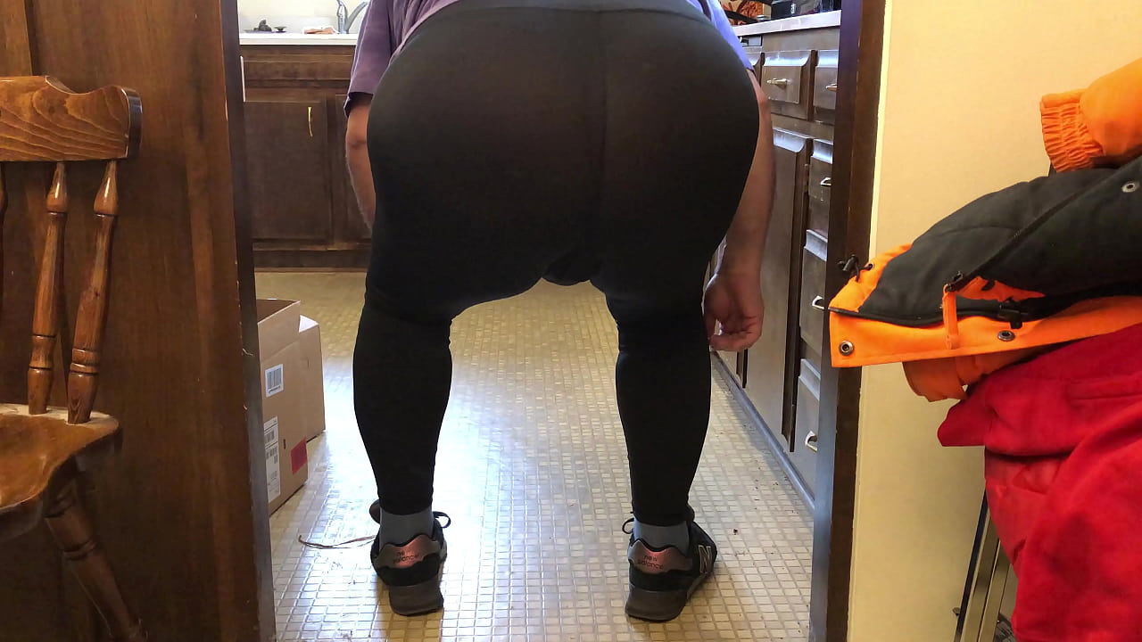 Sissy old man in leggings and thong shakes his ass then drops the leggings