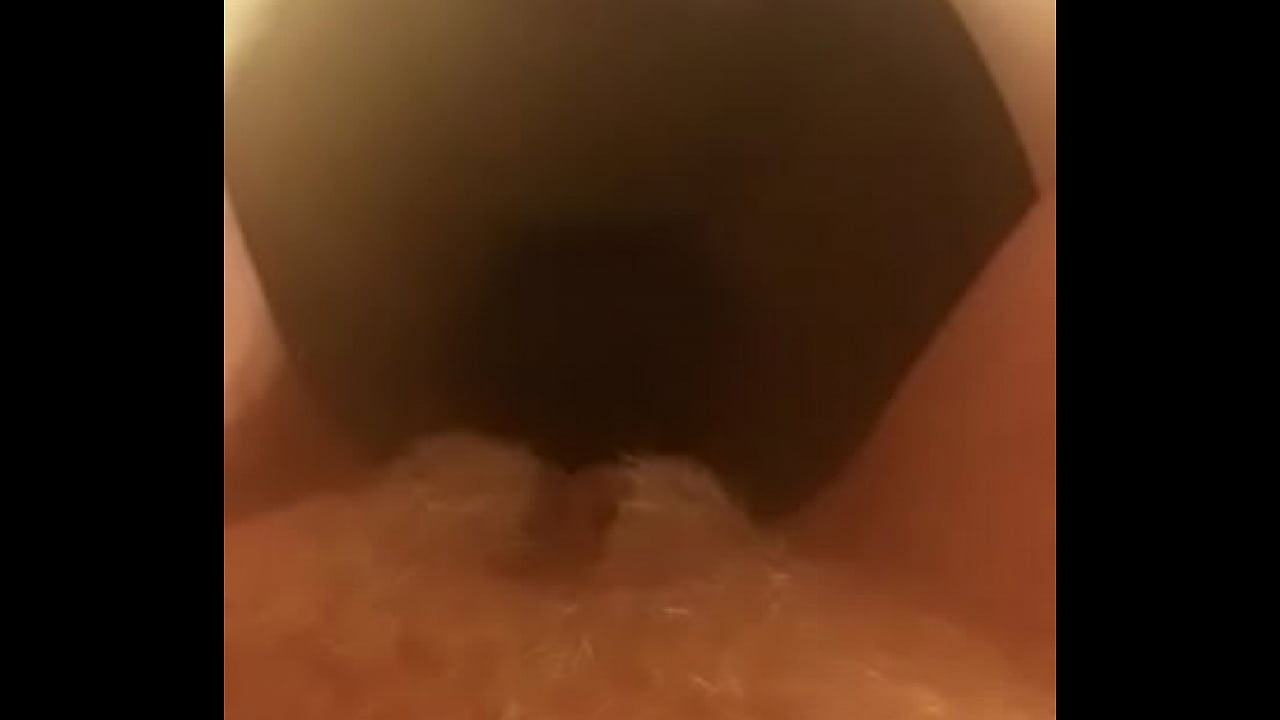 Kaylynn W Pissing