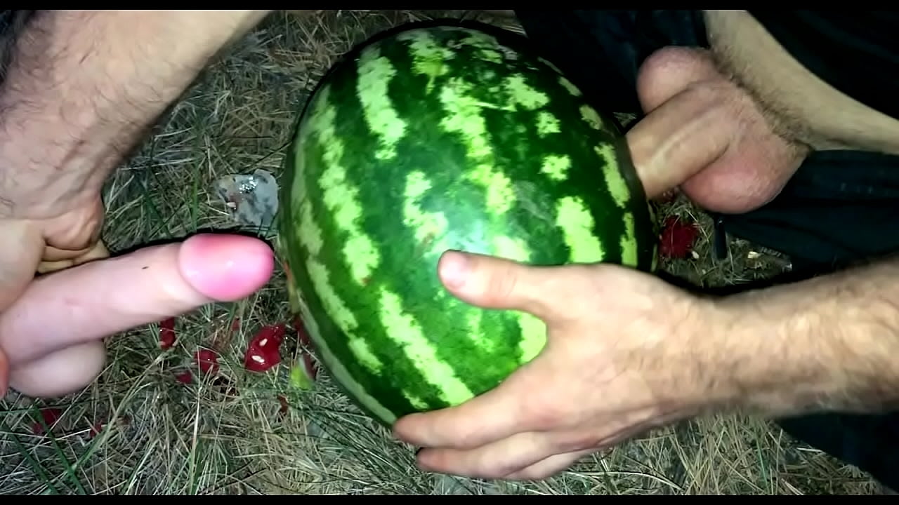 Russian criminal found a talking watermelon and shoved his penis into its hole