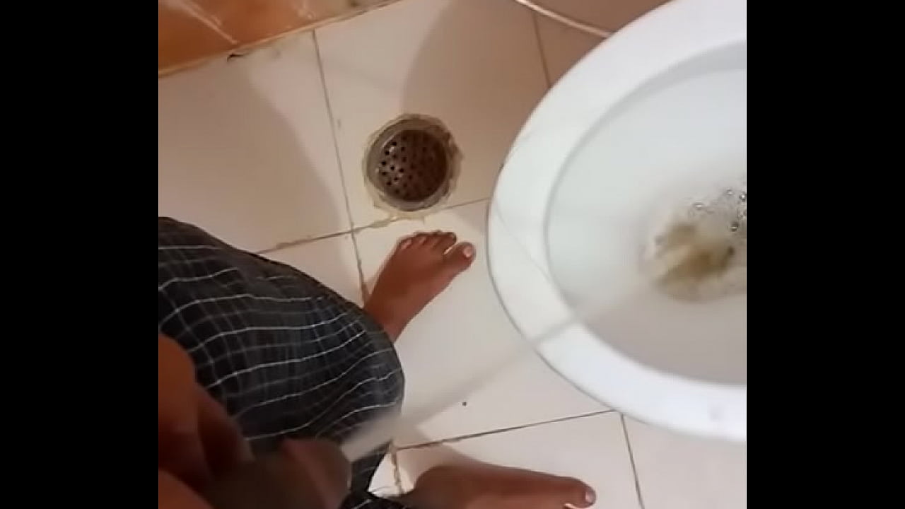 New Indian dick pee