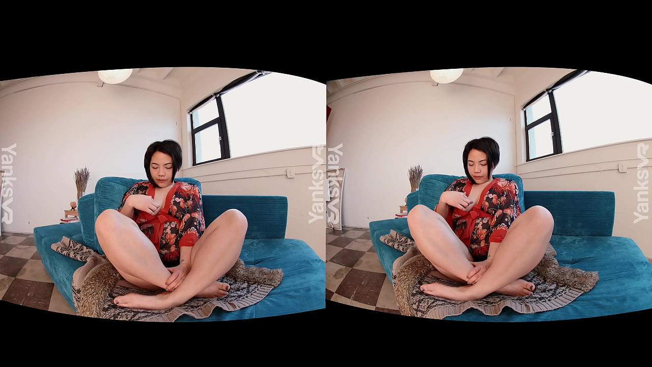 Curvy bodied amateur asian babe from Yanks Hope Gold fingering her slick quim in 3D VR video