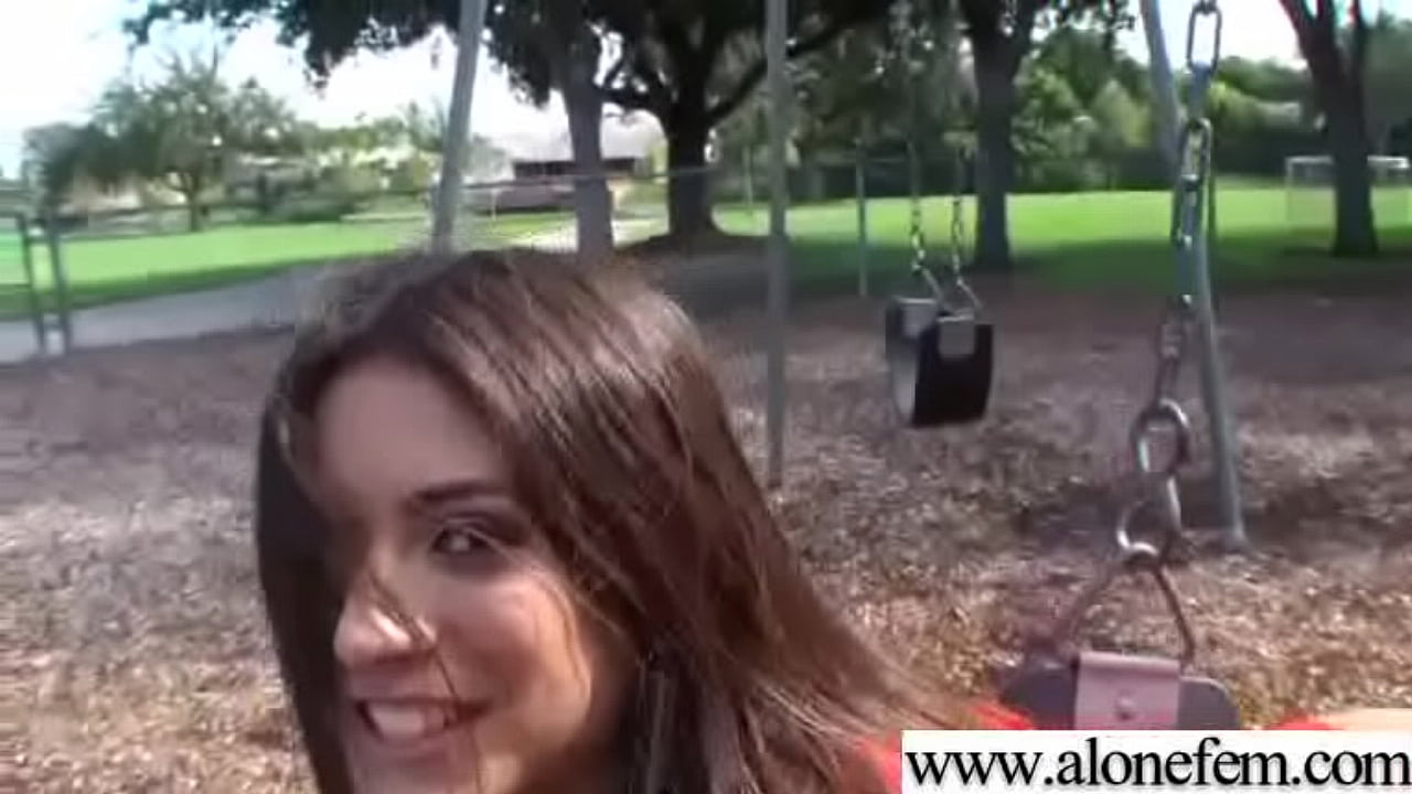 Cute Amateur Teen Girl Masturbating clip18