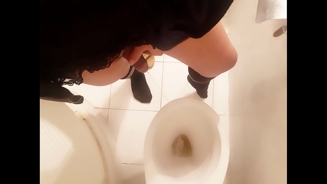 I want to pee in my mouth like this