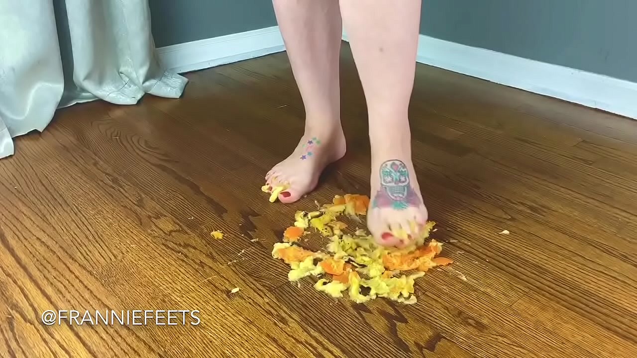 Frannie Feets Smashing Fruit With Her Sexy Feet