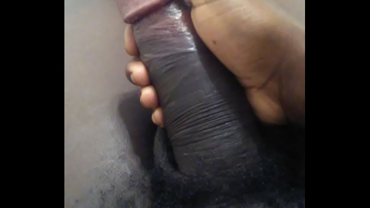 Black Mandingo jacking off