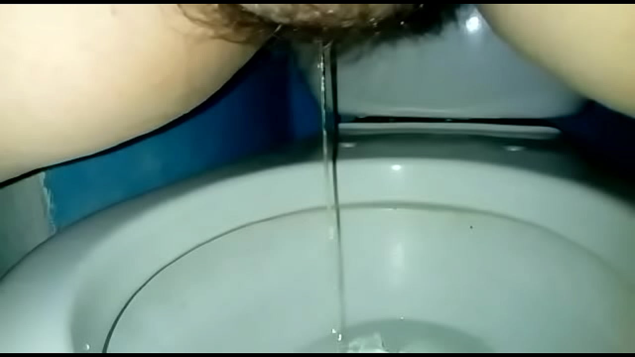 my friend pissing