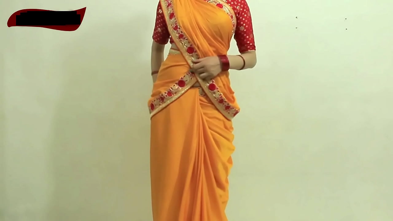 Sexy Girl Saree Tutorial