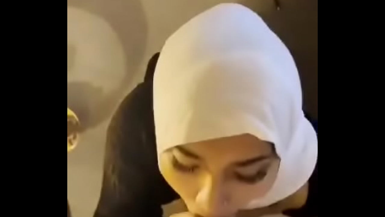 Muslim blowjob