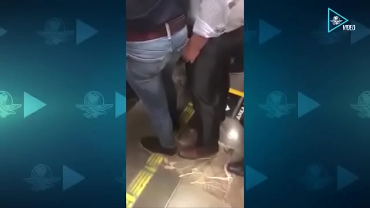 Arrimon en Metro, apoyada