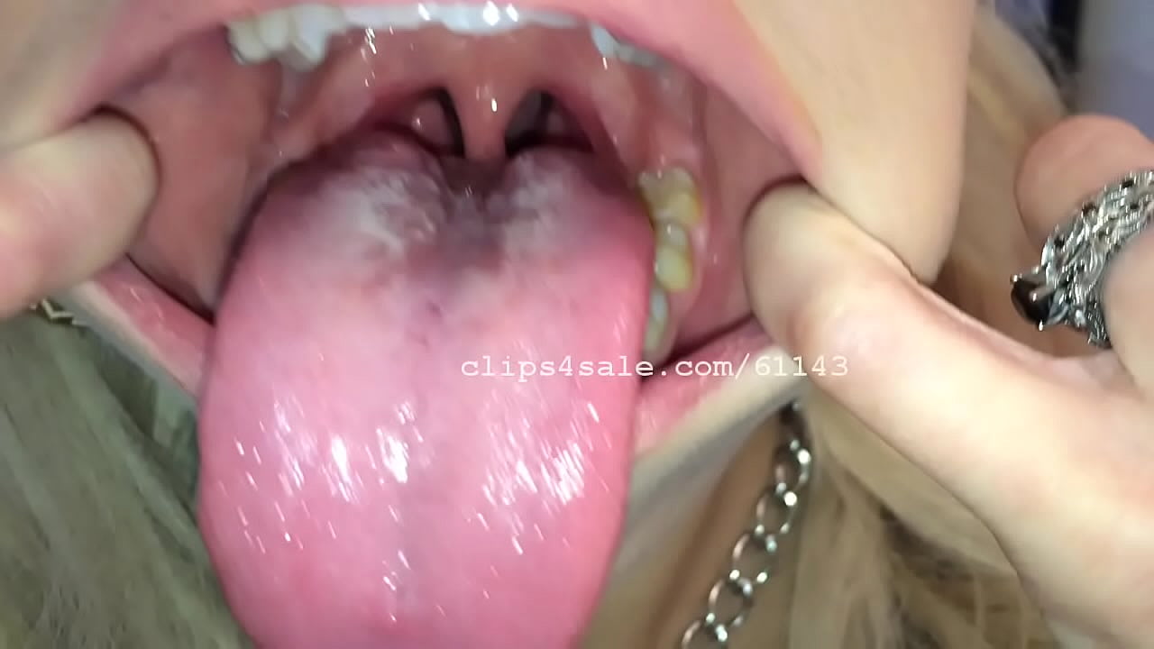 Hot Blonde Showing Her Mouth