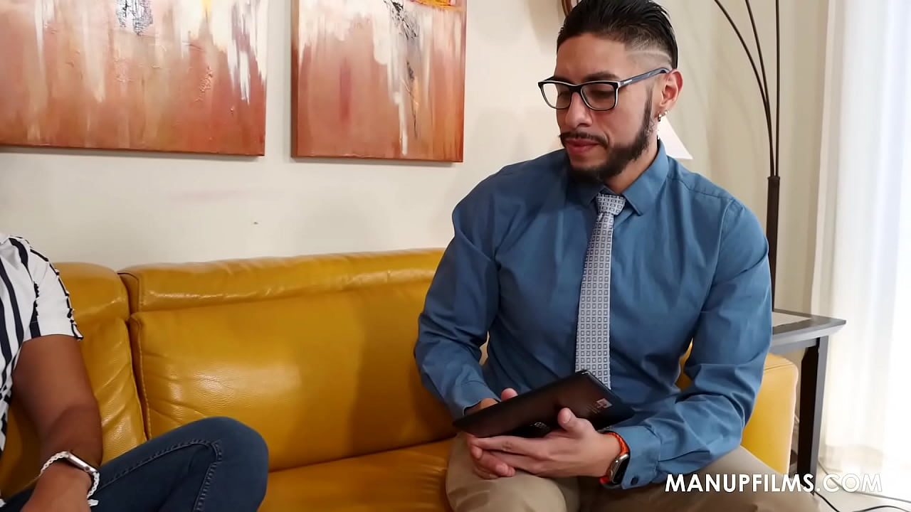 ManUpFilms Friendship turns into Foot Fetish with Luis Logan & King Cuba