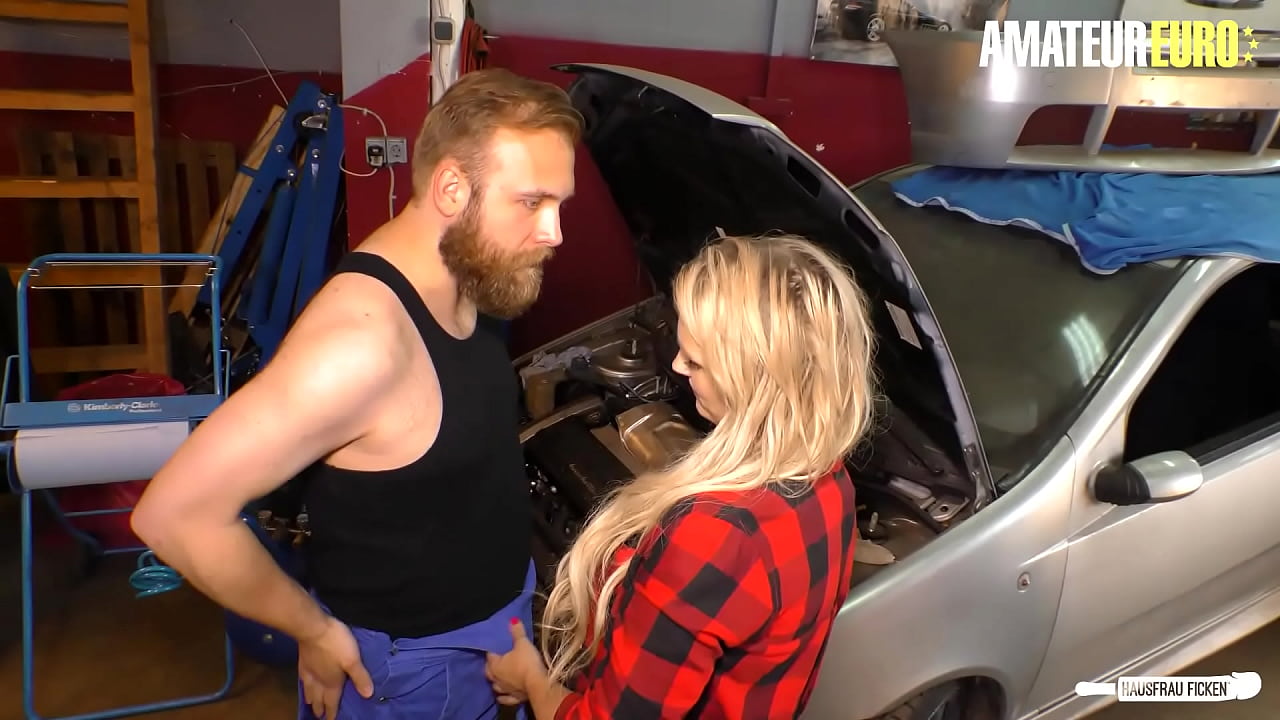 HAUSFRAU FICKEN - (Mika Olsson) Busty Blonde Girlfriend Pussy Fucked by Stranger In A Car Service