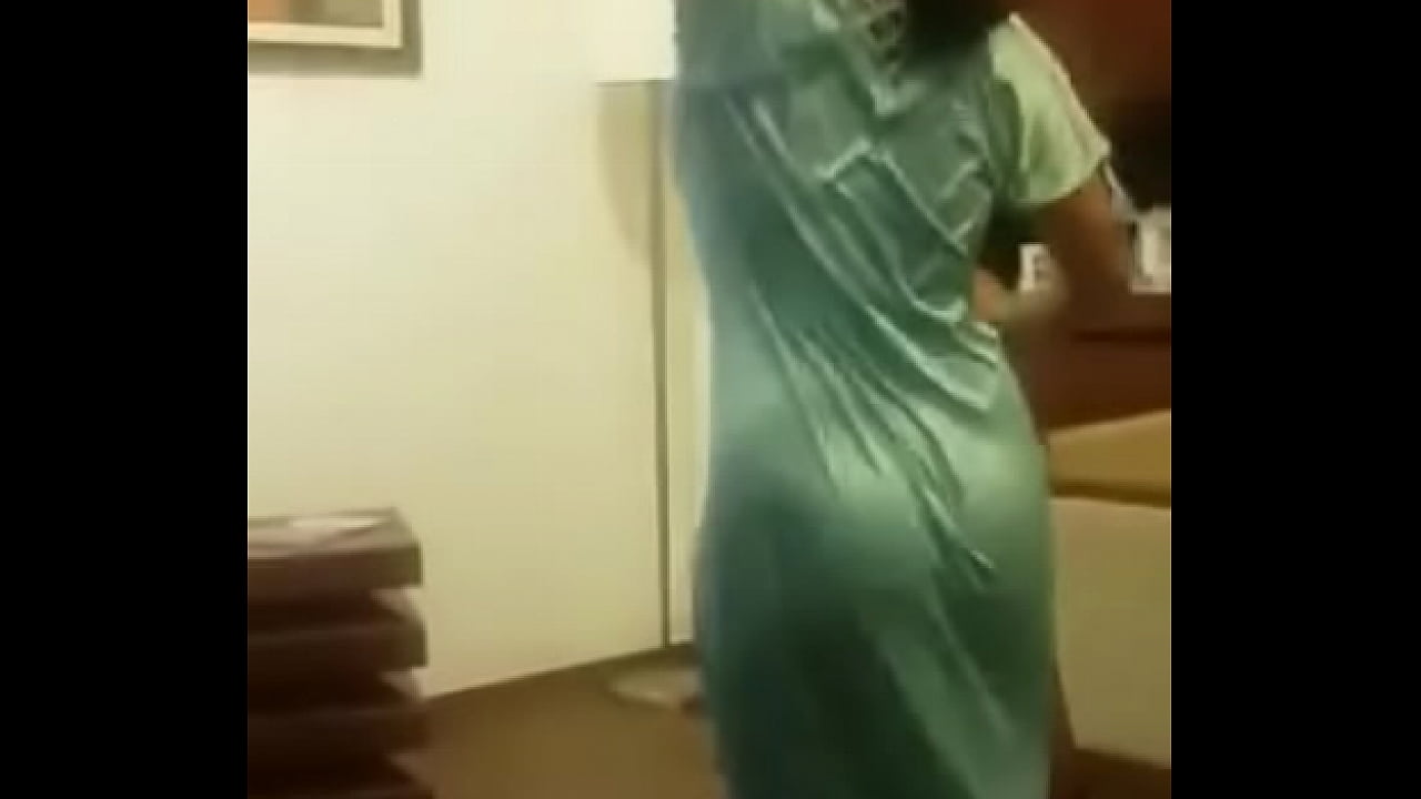 Desi hot dance 01