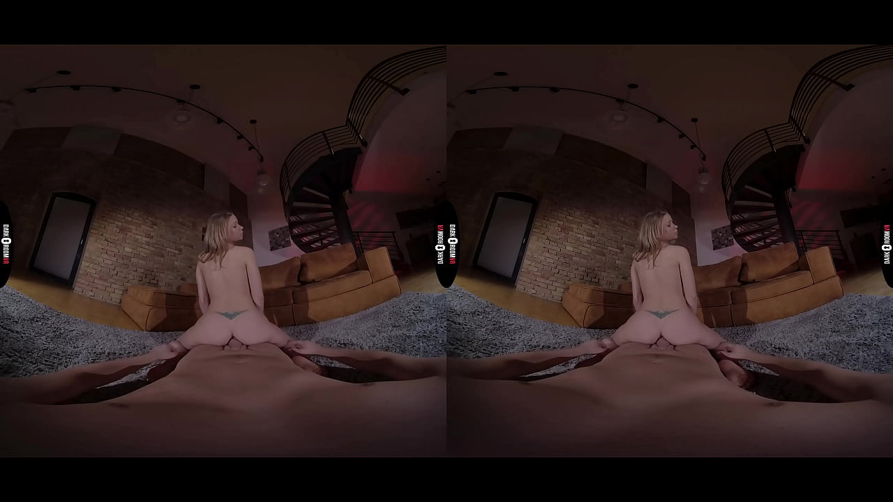 DARK ROOM VR - Alexa And Her Pussy Stretch