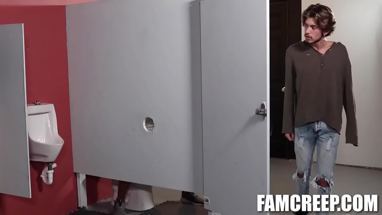 Family Creep - FAMILY SECRETS AT THE GLORY HOLE