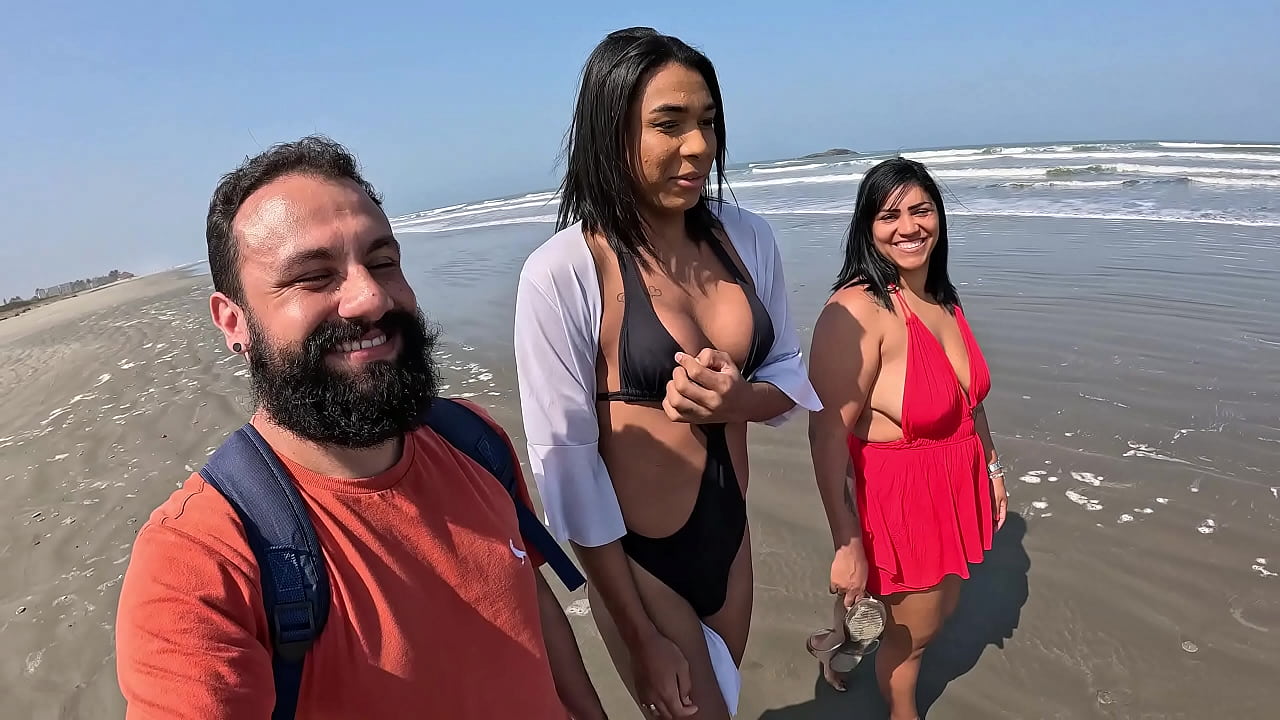 Fode Cast - A trans Baianinha venho pra fuder na praia ao ar livre com o casal Mattos