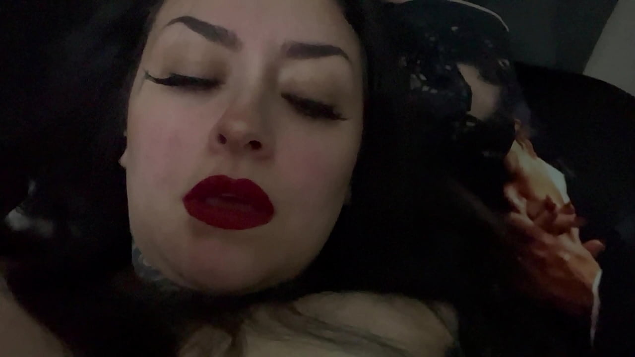 Homemade amateur slut masterbation