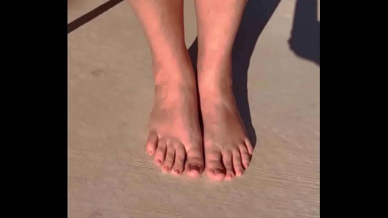 Beautiful virgin Sexy feet