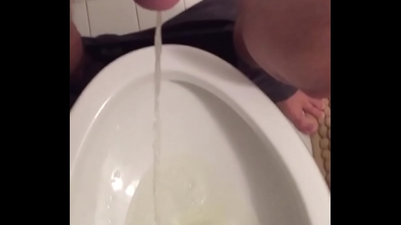 amateur boy pissing in toilet