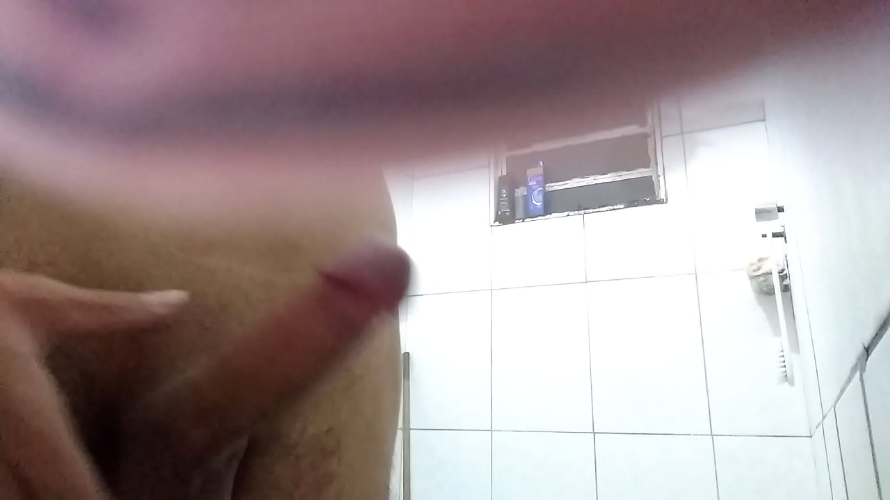 Jovem pelado