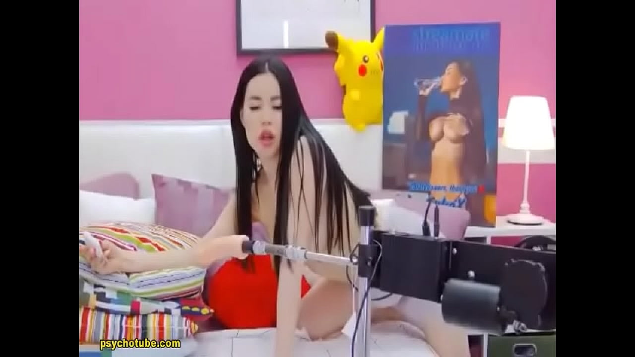 psychotube-AsianBabeExposingSexExpertPlaysToys-HD