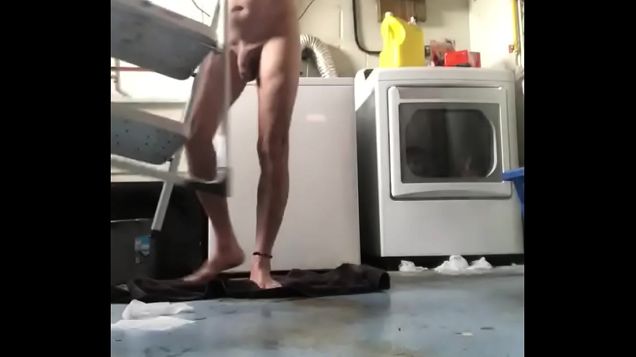 PEEING WHILE DOING LAUNDRY