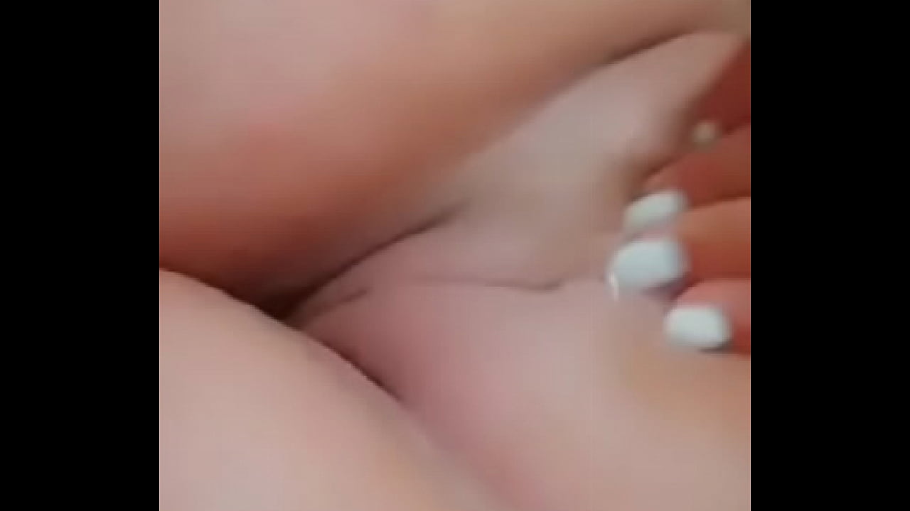 plays with shaved pussy