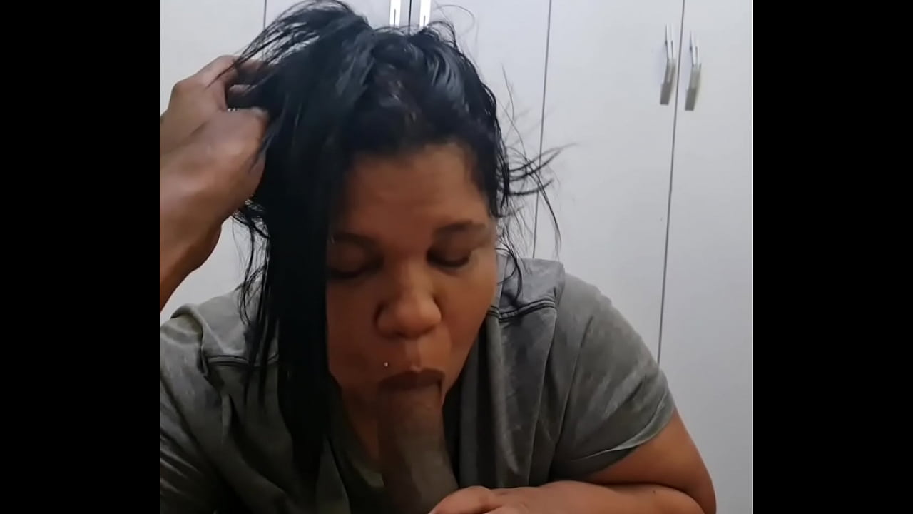 Sexy bbw fica curvado na beira da cama - BBW VS BBC