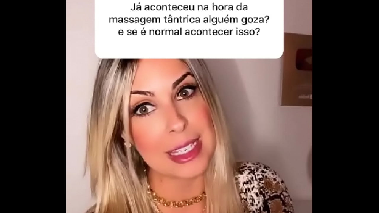 “Joyce se o cliente gozar durante sua massagem, o que você faz? Tenho vontade de conhecer a sua massagem tântrica, mas se eu ficar ereto você pega mal?  Meu site HOT www.soyjoy.sambaplay.tv/