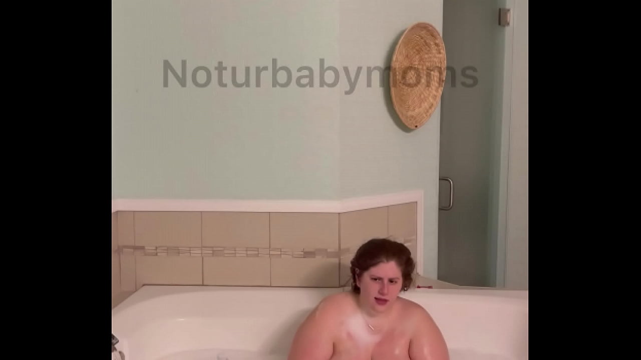 Luxuriousbbws Valentines fuck in bath part 2