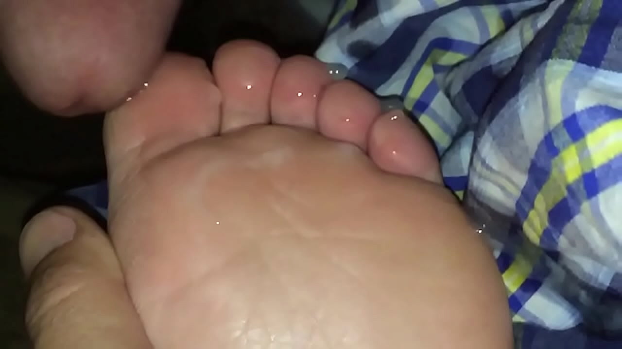 Cum on wife’s hot soles