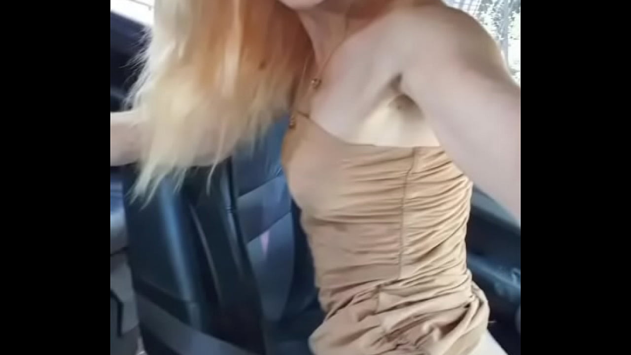Alexis stripping in Car