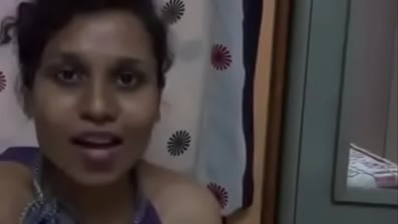 Naughty South Indian Shemale flirting on cam