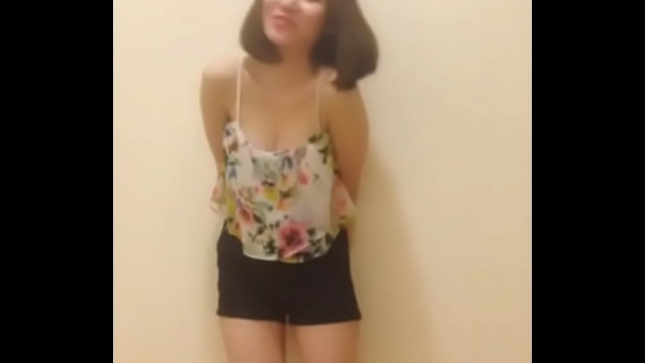 Nhung Hani dance with her big boobs