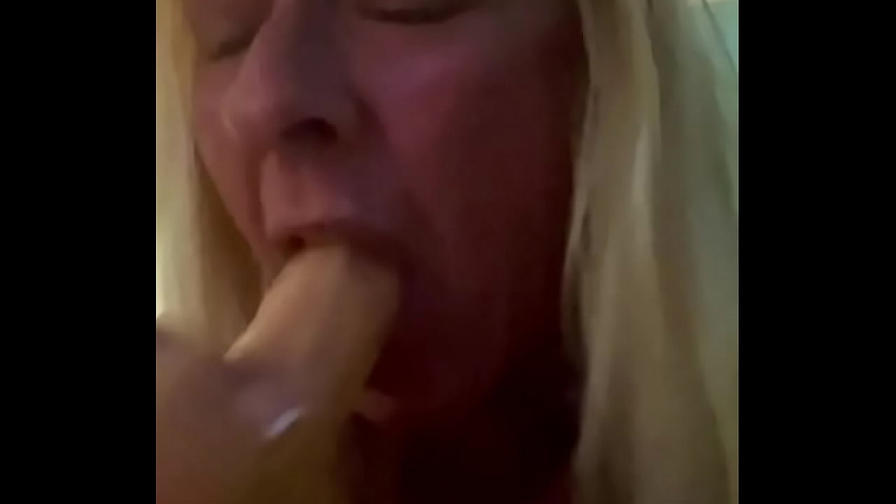 granny sucking dildo