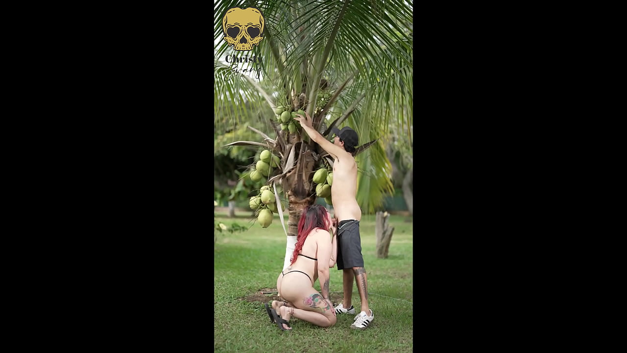 A small but delicious outdoor blowjob