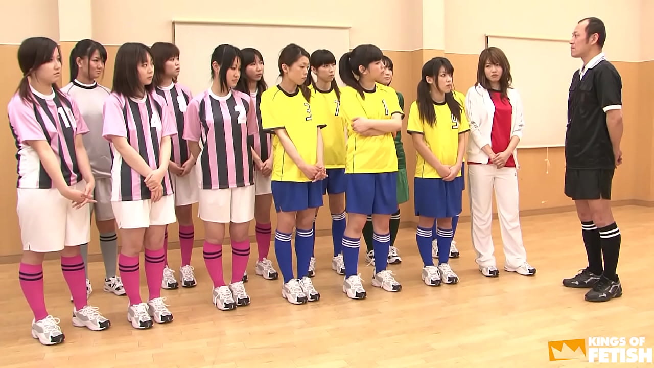 Sexy Japanese female players have a session with the leader of the team