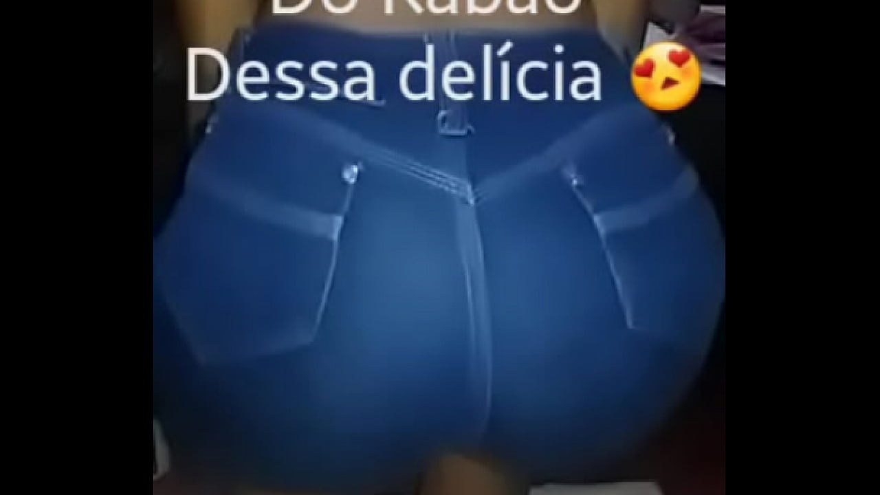 Novinha do Rabão dançando