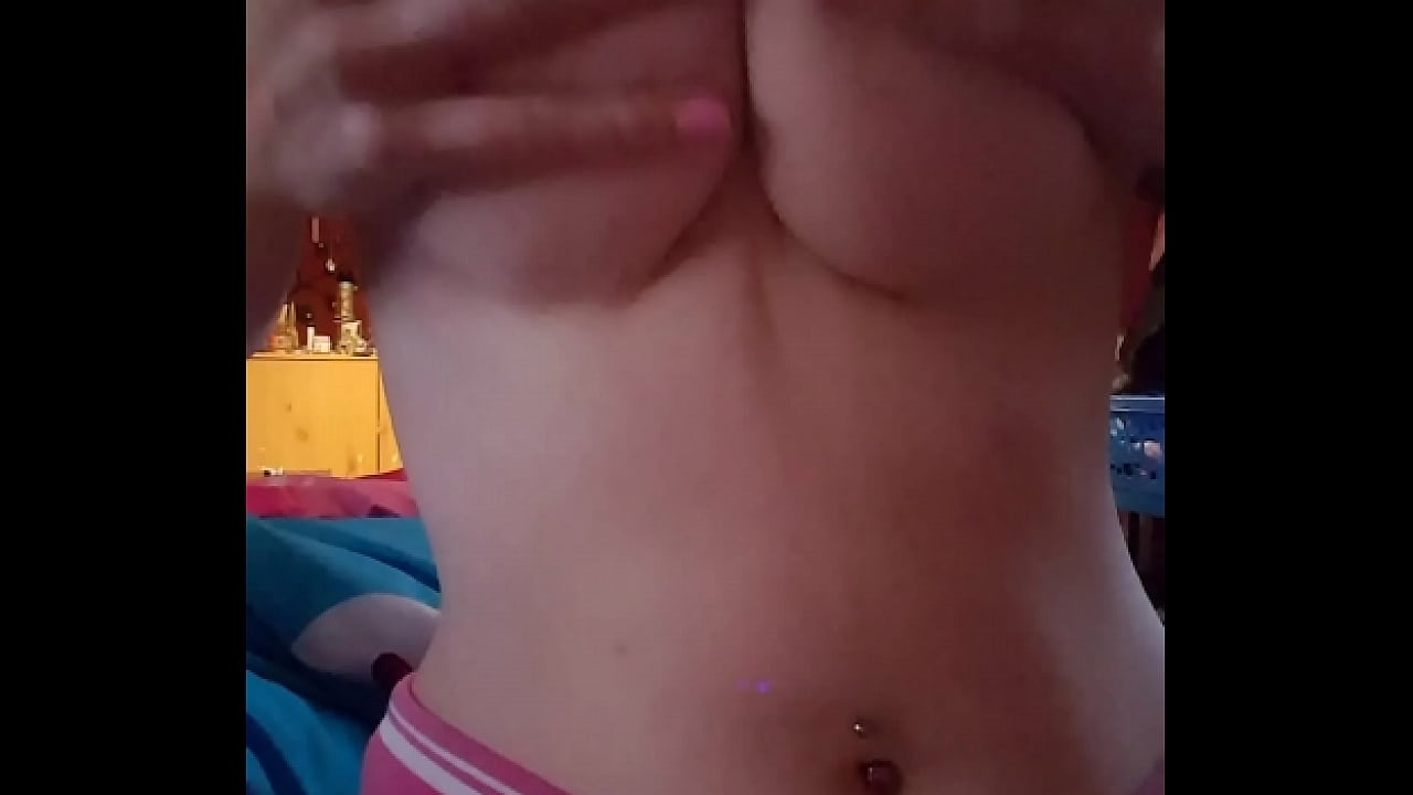 Sister squishing her huge Boobs