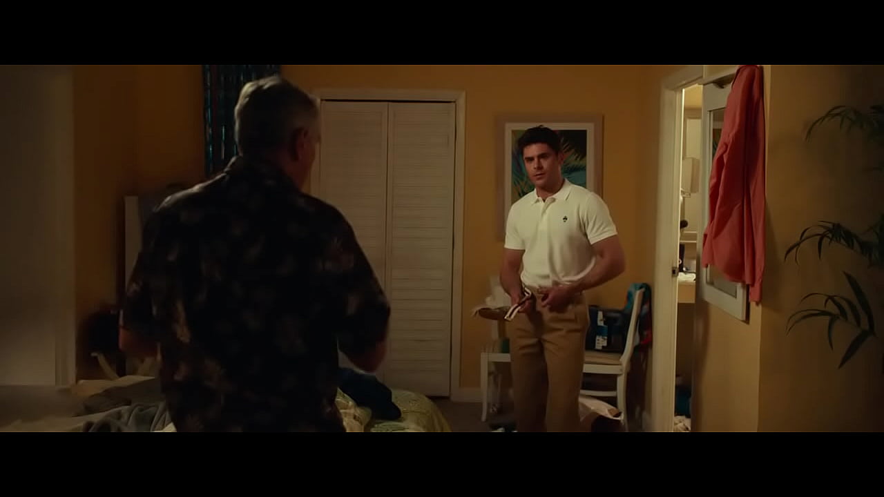 Zac Efron Nude  in Dirty Grandpa