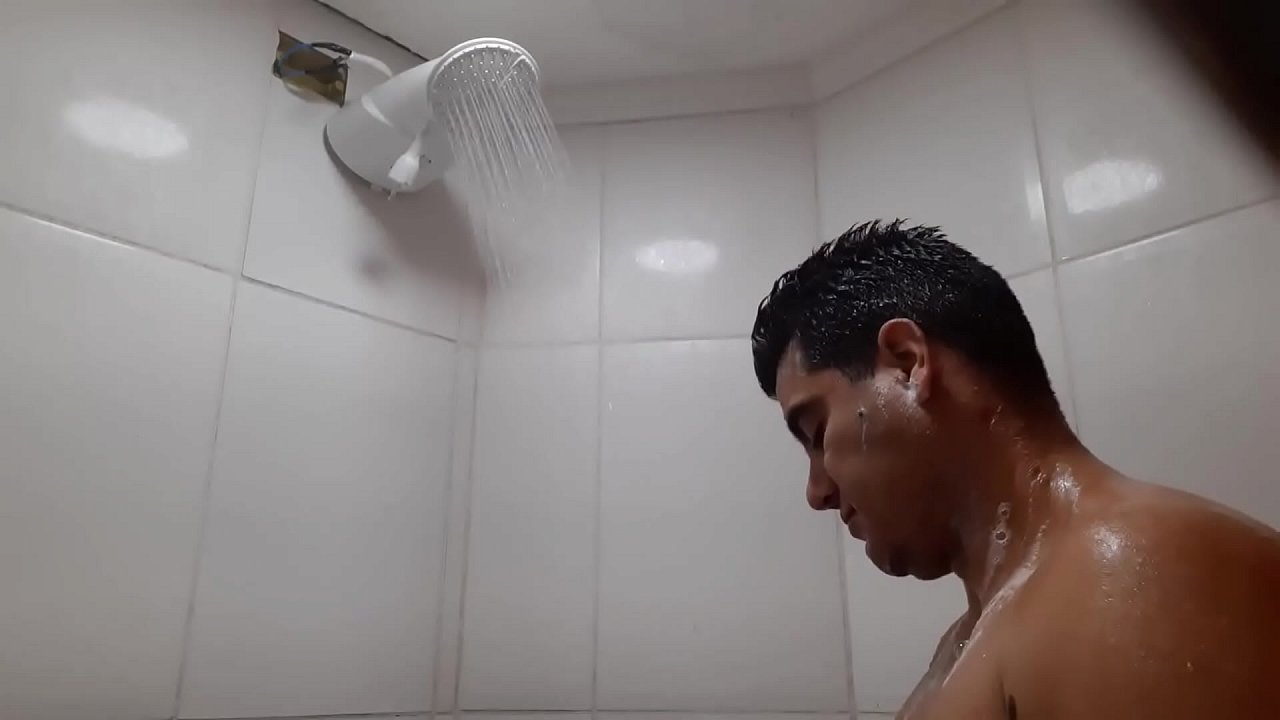 PORNSTAR SHOWER