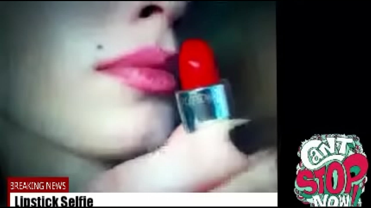 Lipstick Selfie